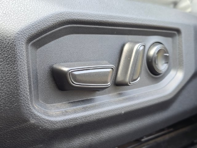 Used 2022 Toyota Tundra Limited AWD/4WD image 25