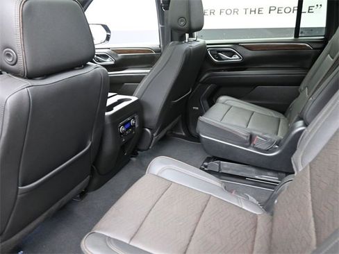 Certified 2023 Chevrolet Suburban High Country image 25