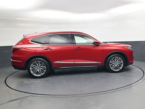 Used 2023 Acura MDX SH-AWD w/ Advance Package image 3