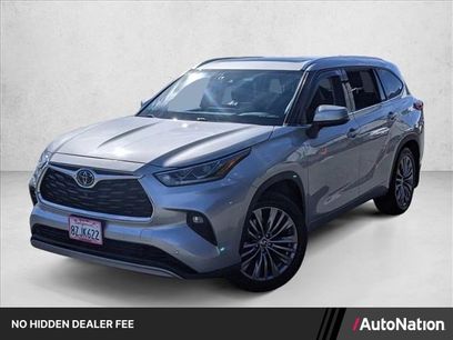 Used 2022 Toyota Highlander Platinum