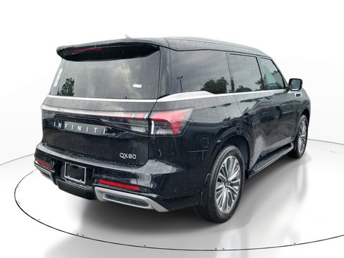 New 2026 INFINITI QX80 Luxe w/ Cargo Package image 3