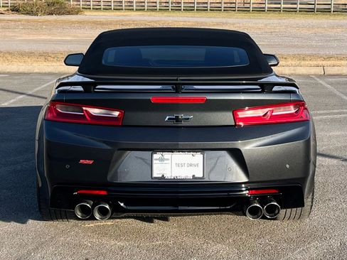 Used 2018 Chevrolet Camaro SS image 5