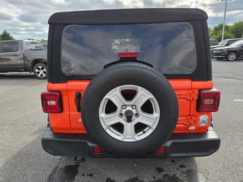 Used 2018 Jeep Wrangler Unlimited Sport S AWD/4WD image 7