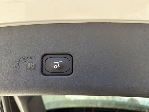New 2026 Lincoln Nautilus Reserve AWD/4WD image 26