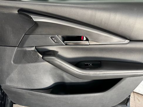 Certified 2025 MAZDA CX-30 AWD 2.5 S w/ Preferred Package image 16