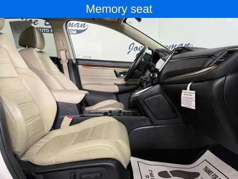 Used 2018 Honda CR-V Touring image 18