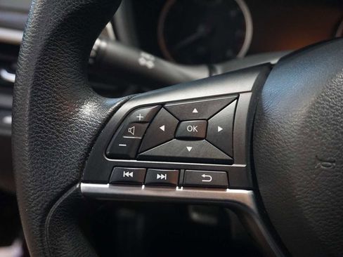 Used 2023 Nissan Altima 2.5 SV image 25