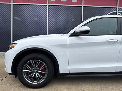 Used 2023 Alfa Romeo Stelvio Sprint AWD/4WD image 16