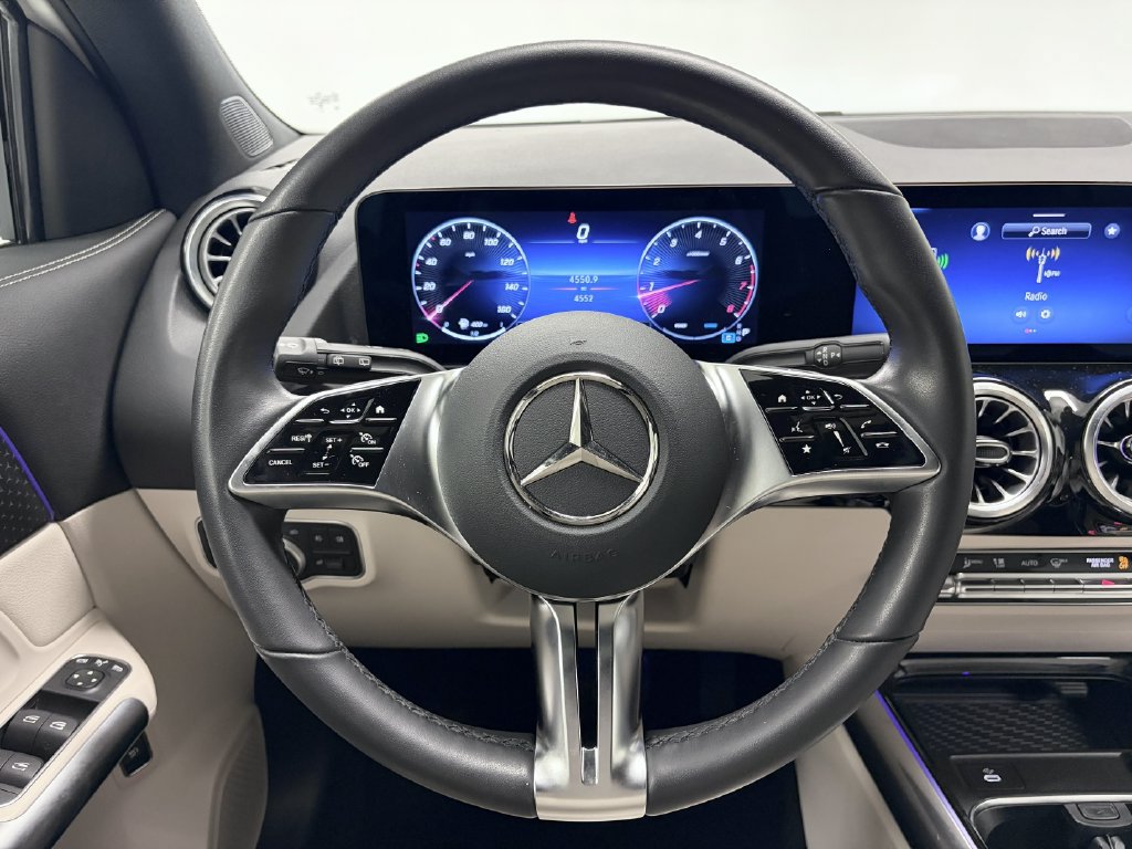 Certified 2025 Mercedes-Benz GLA 250 4MATIC image 21