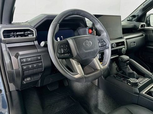 Used 2025 Toyota 4Runner TRD Off-Road Premium w/ Tow Technology Package AWD/4WD image 9