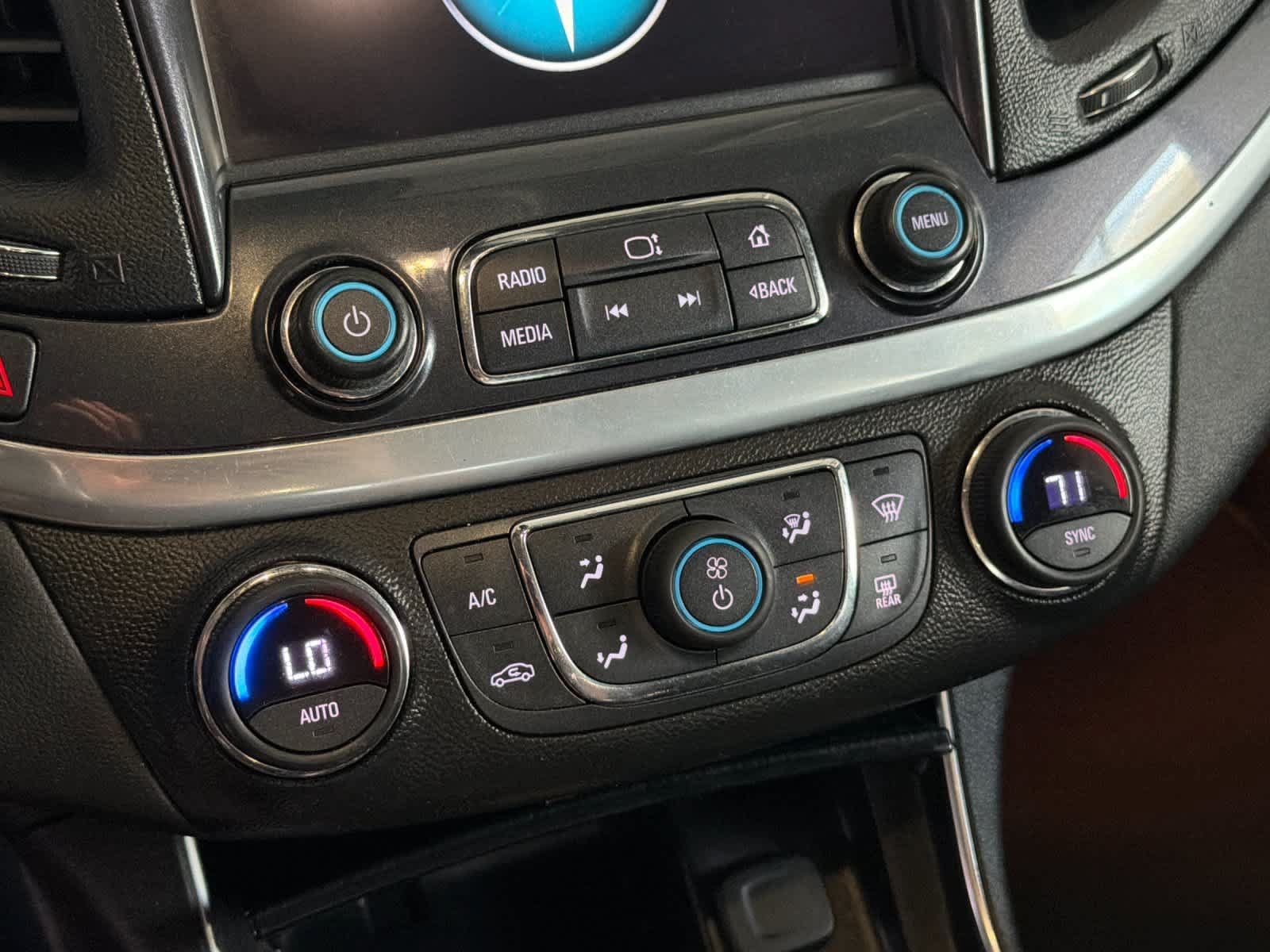 Used 2019 Chevrolet Impala LT FWD image 20
