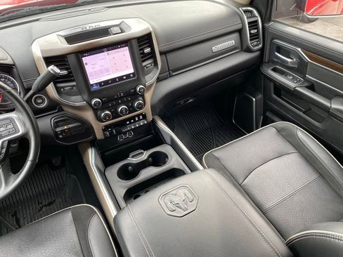Used 2022 RAM 3500 Laramie image 28