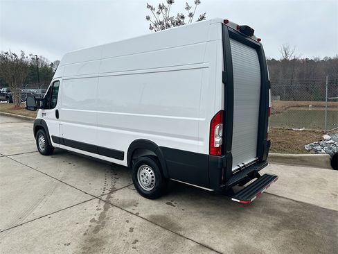 Used 2024 RAM ProMaster 3500 w/ Delivery Van Package image 5