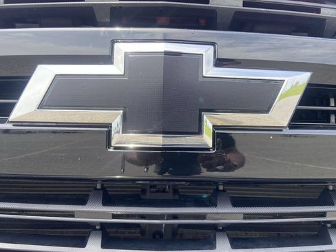 Used 2021 Chevrolet Silverado 1500 LT Trail Boss w/ Convenience Package II AWD/4WD image 32