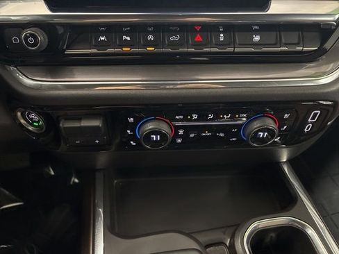 Used 2024 Chevrolet Silverado 1500 High Country w/ High Country Premium Package image 42