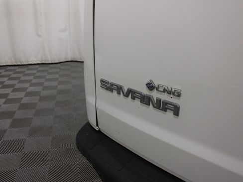 Used 2013 GMC Savana 2500 w/ Cold Climate Package RWD image 24