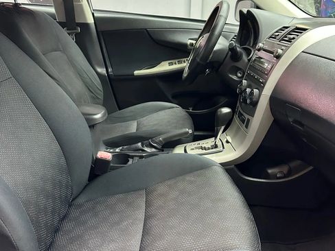 Used 2010 Toyota Corolla S image 24