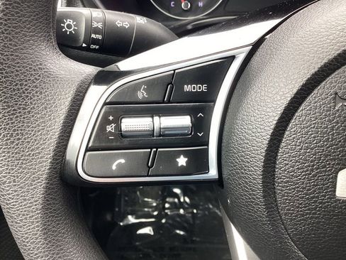 Used 2023 Kia Forte LXS FWD image 16