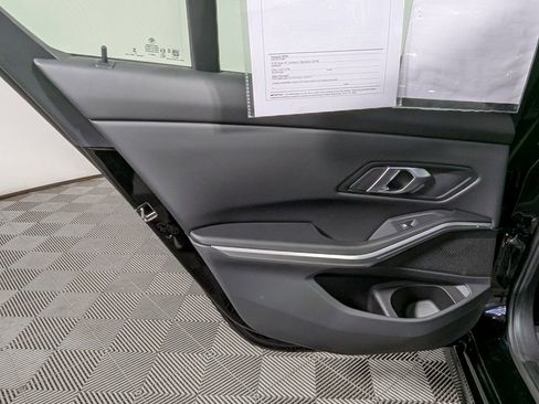 Used 2025 BMW 330i xDrive Sedan w/ M Sport Package image 39