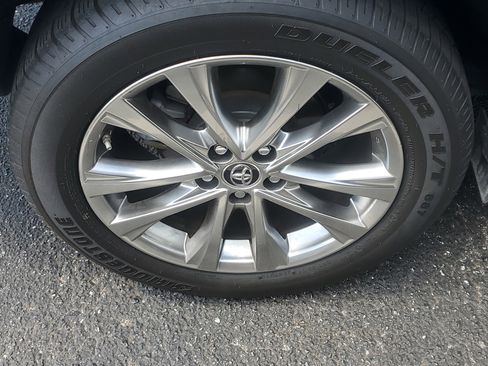 Used 2016 Toyota RAV4 Limited image 6