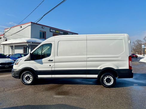Used 2023 Ford Transit 250 Medium Roof image 6