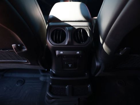 New 2026 Jeep Wrangler Unlimited Rubicon AWD/4WD image 28