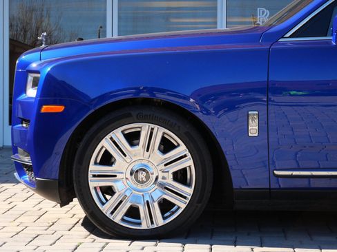Certified 2023 Rolls-Royce Cullinan image 12