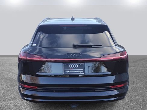 Used 2023 Audi e-tron Premium Plus w/ Premium Plus Package image 5