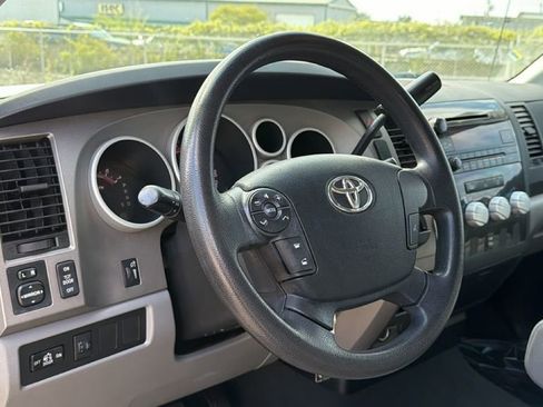 Used 2013 Toyota Tundra 2WD CrewMax w/ Tow Pkg image 22