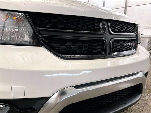 Used 2019 Dodge Journey Crossroad FWD image 30