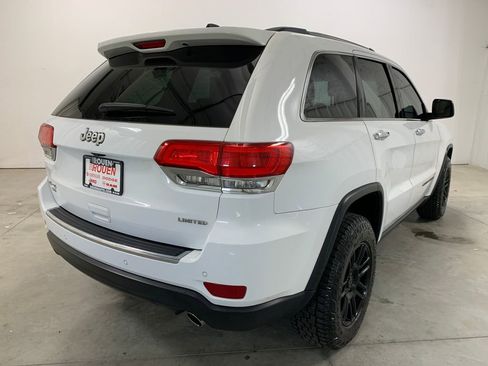 Used 2017 Jeep Grand Cherokee Limited AWD/4WD image 8