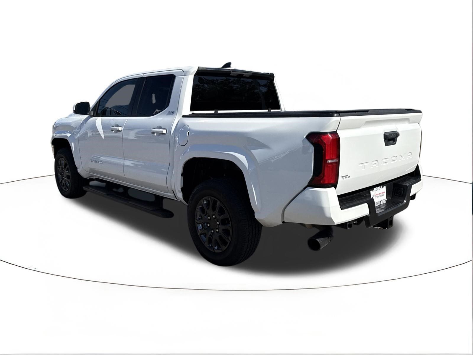 Used 2024 Toyota Tacoma SR5 RWD image 5