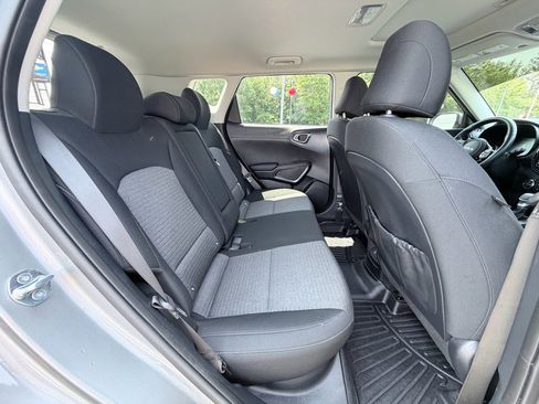 Used 2024 Kia Soul EX image 27