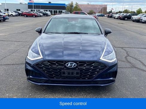 Used 2022 Hyundai Sonata Sport FWD image 2