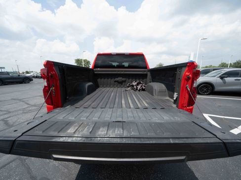 Used 2024 Chevrolet Silverado 1500 Custom Trail Boss w/ LPO, Dark Essentials Package AWD/4WD image 27