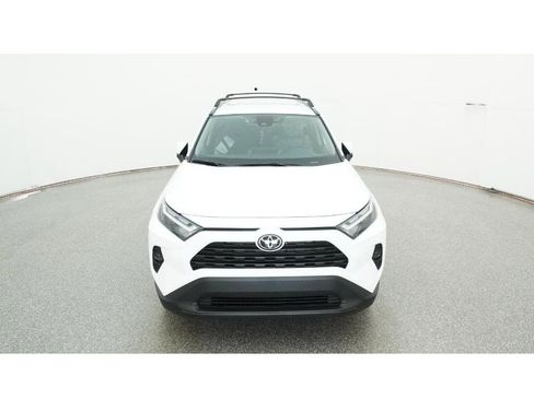 New 2025 Toyota RAV4 XLE image 15