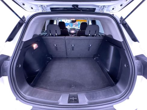 Used 2022 Chevrolet TrailBlazer LT FWD image 41