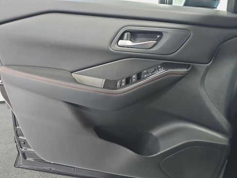 New 2026 Nissan Rogue SV AWD/4WD image 26