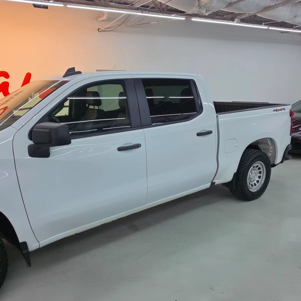 Used 2022 Chevrolet Silverado 1500 W/T w/ WT Value Package AWD/4WD image 4