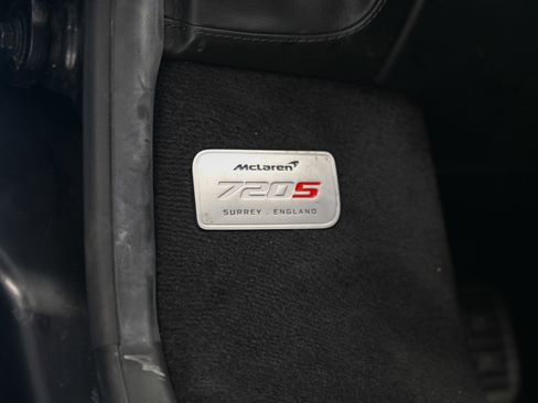 Used 2020 McLaren 720S Luxury RWD image 22