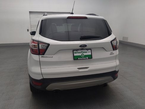 Used 2018 Ford Escape SE FWD image 6