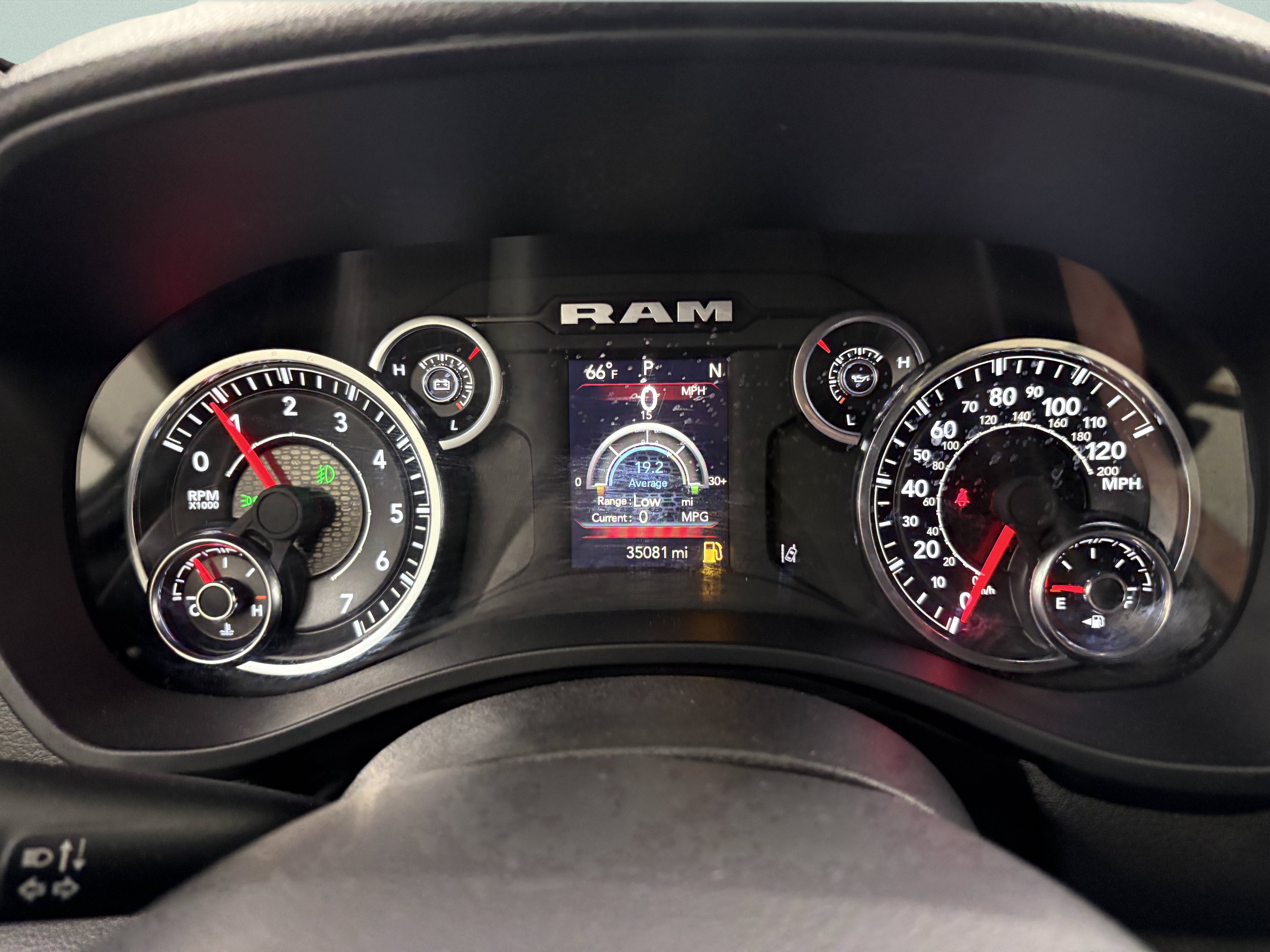 Used 2025 RAM 1500 Tradesman AWD/4WD image 32