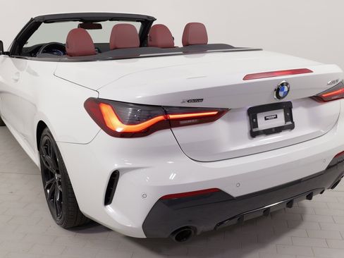 Used 2023 BMW 430i xDrive Convertible w/ M Sport Package image 15