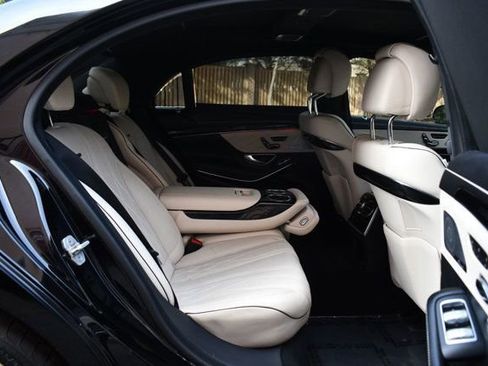 Used 2015 Mercedes-Benz S 63 AMG 4MATIC Sedan w/ Driver Assistance Package image 39