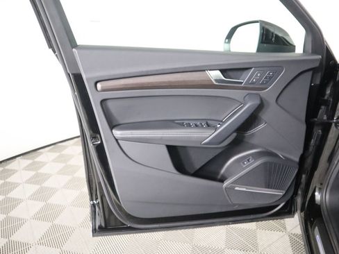 Certified 2021 Audi Q5 2.0T Premium Plus w/ Premium Plus Package image 25