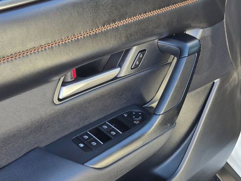 Used 2025 MAZDA CX-50 AWD 2.5 Hybrid w/ Premium Pkg image 14