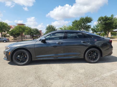 New 2026 Kia K5 LXS image 3