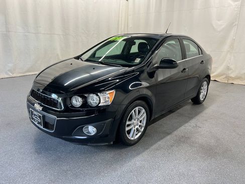 Used 2012 Chevrolet Sonic LT FWD image 1