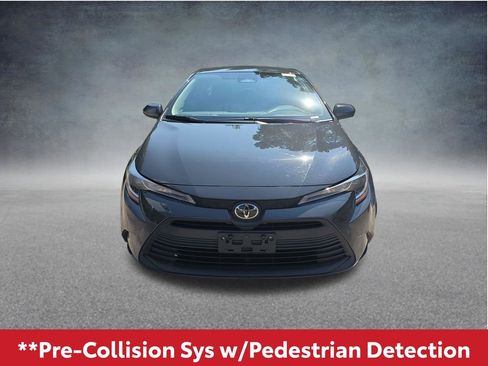 Used 2023 Toyota Corolla LE FWD image 13