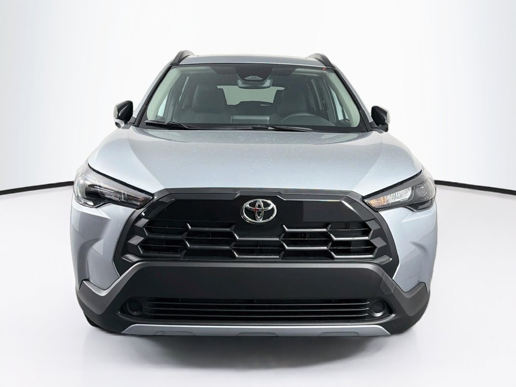 New 2026 Toyota Corolla Cross LE w/ Moonroof Package FWD image 2